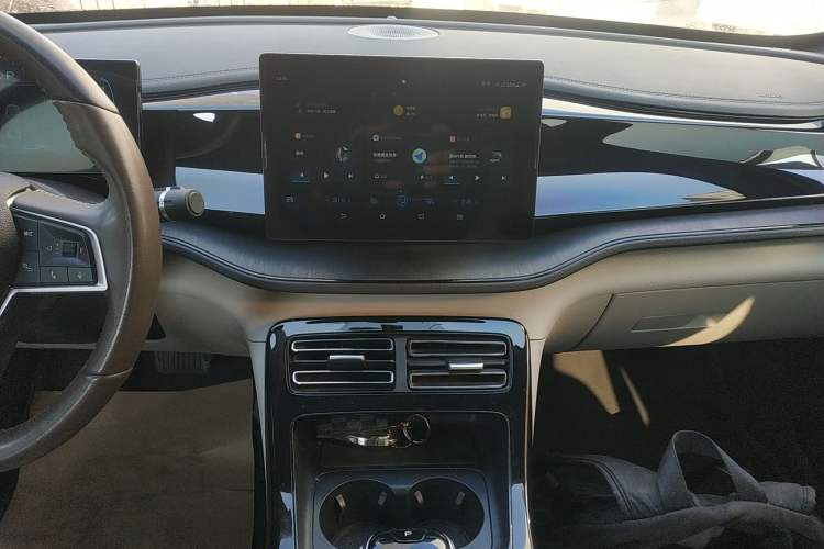 Used BYD Qin PLUS 2024 HONOR Edition DM-i 55KM Leading Model
