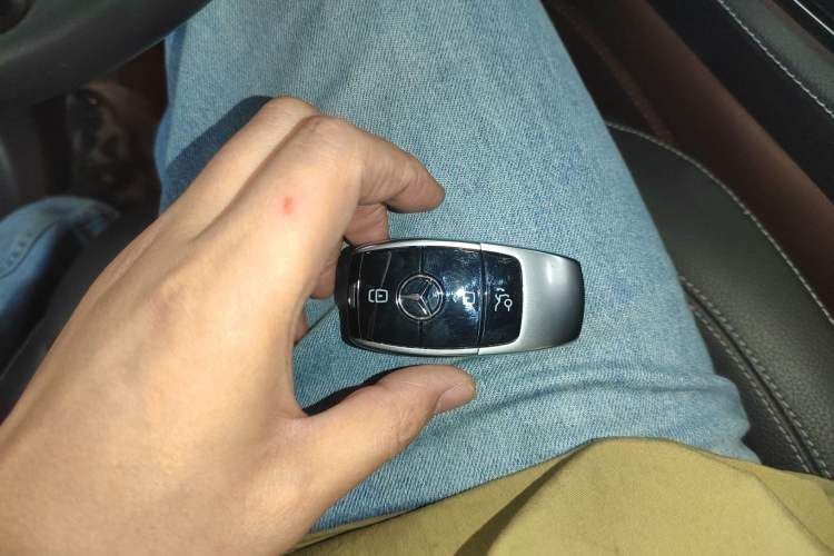 Used Mercedes-Benz E-Class 2016 E 300 L Luxury Model
