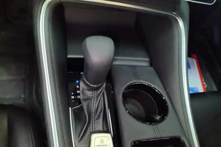 Used Toyota Avalon 2024 2.0L Ambition Edition