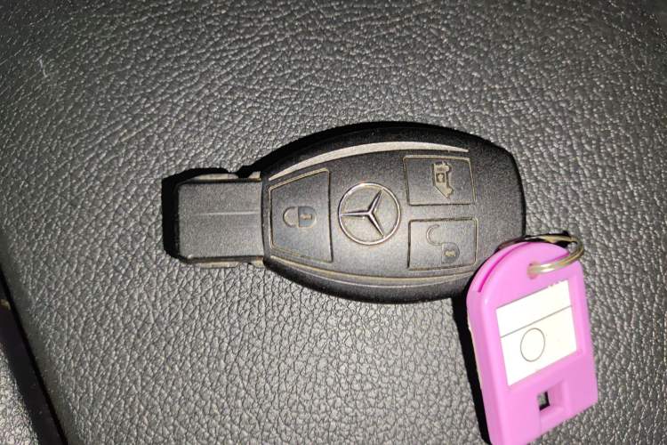 Used Mercedes-Benz Vito 2021 2.0T Elite Version 7 Seats
