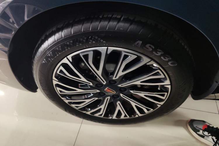 Used Hongqi H5 2023 2.0T Automatic Smart Connect Flagship Edition