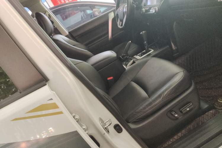 Used Toyota Prado 2016 2.7L Automatic Standard Edition
