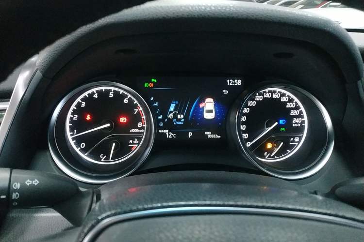 Used Toyota Camry 2019 2.0G Luxury Edition China VI Standard
