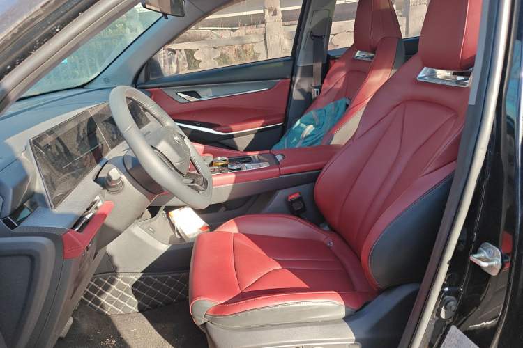 Used Changan CS75 PLUS 2022 2nd Generation 1.5T Automatic Prestige Version
