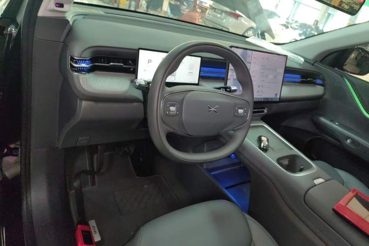 Used XPeng G6 2025 625 Long-Range Max Flagship Edition