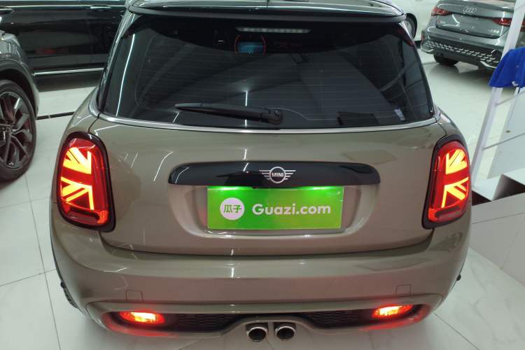 Used  MINI 2019 2.0T COOPER S Artist
