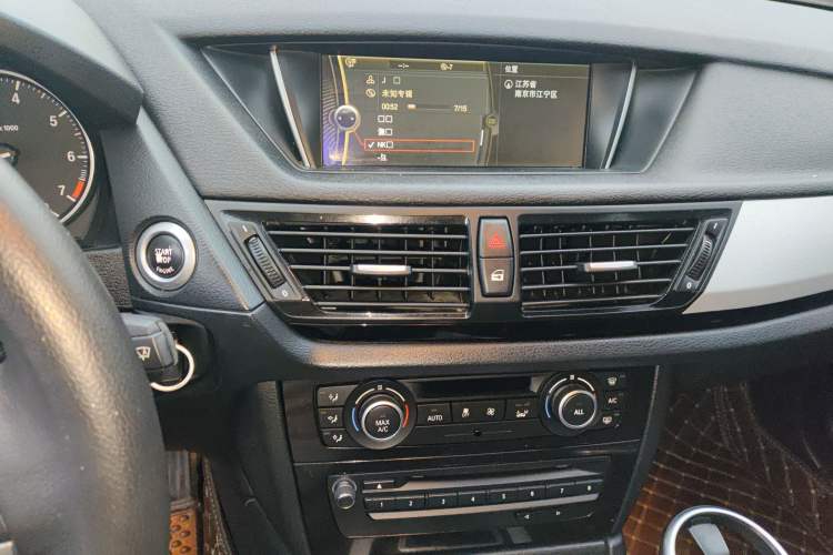 Used BMW X1 2014 sDrive18i Leading Model