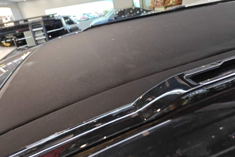 Used Land Rover Defender 2021 90 P400 Classic Reproduction Edition