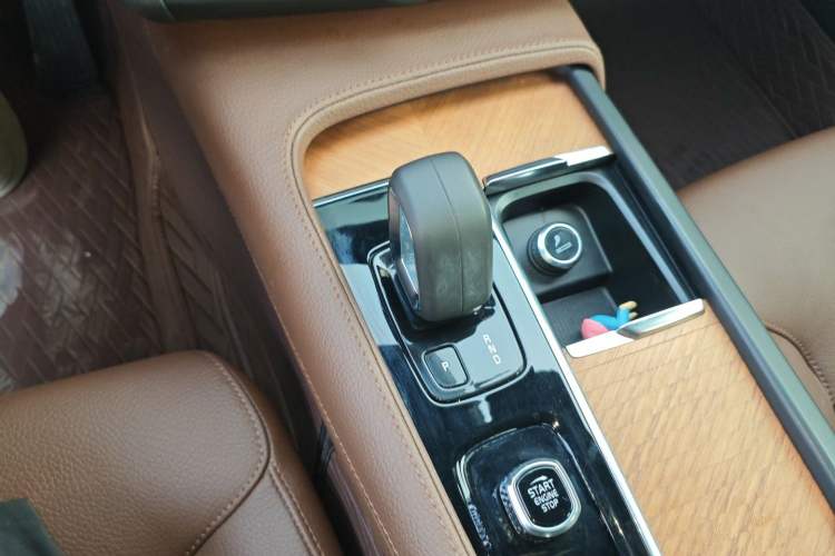 Used Volvo S90 2022 B5 Zhiyi Luxury Edition
