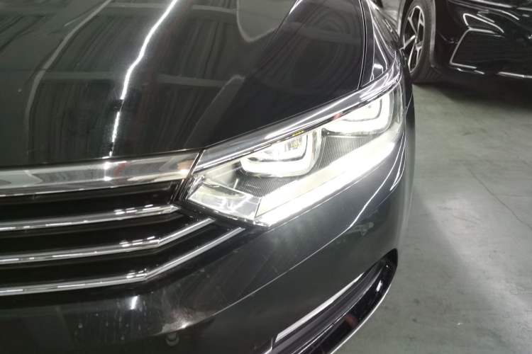 Used Volkswagen Magotan 2018 330TSI DSG Luxury Model
