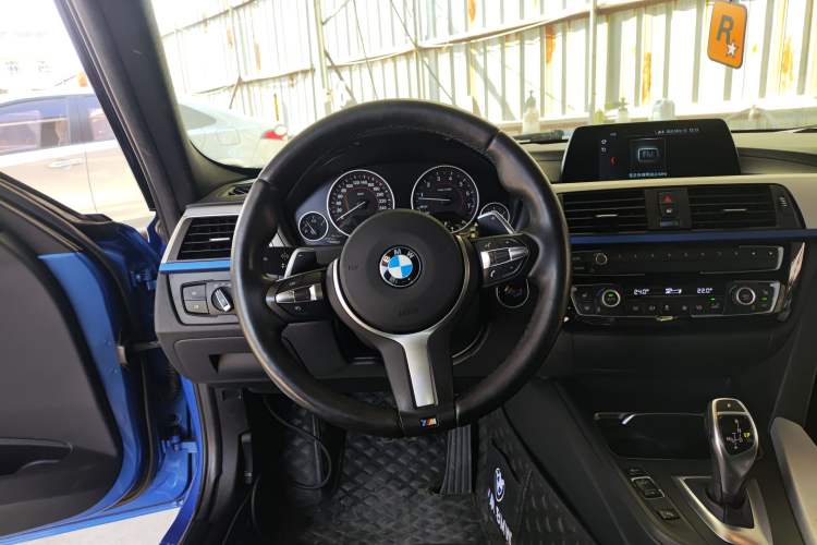 Used BMW 3 Series 2018 320i M Sport Package
