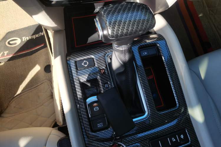 Used GAC Trumpchi GS8 2017 320T Two-Wheel Drive Luxury Smart Connectivity Version (7 Seats)
