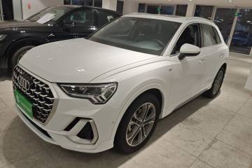 Used Audi Q3 2024 40 TFSI Fashion Dynamic Model