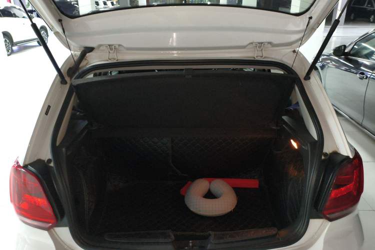 Used Volkswagen Polo 2018 1.5L Automatic Enjoyment Model
