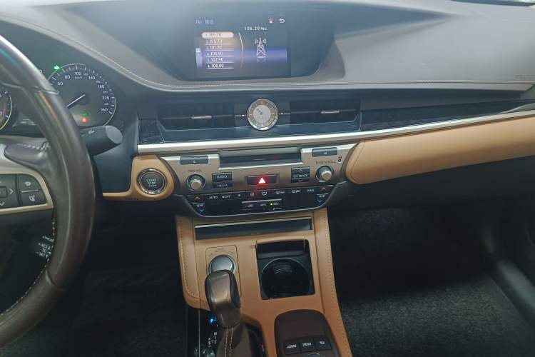 Used Lexus ES 2015 200 Elite Edition