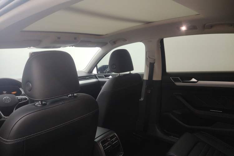 Used Volkswagen Magotan 2023 2 Million Units Limited-Edition 280TSI DSG Comfort Version