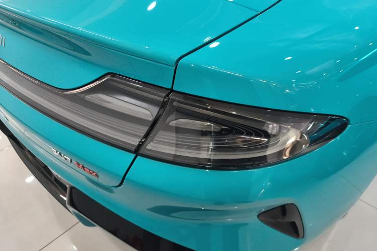 Used  SU7 2024 Four-Wheel Drive Ultra-Long Range Advanced Intelligent Driving Max Edition