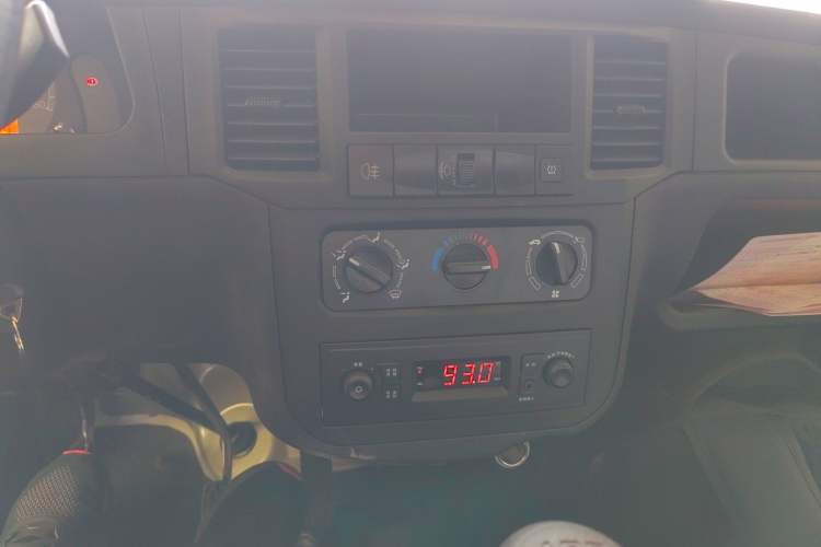 Used Wuling Zhiguang 2023 1.5L Practical Version 5/7 Seats