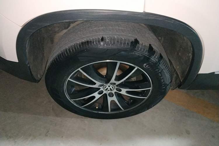 Used Volkswagen Tiguan 2015 1.8TSI Automatic Two-Wheel Drive Luxury Model
