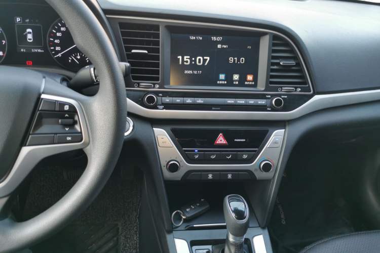 Used Hyundai Elantra 2016 1.6L Automatic ZhiXuan – Elite Version
