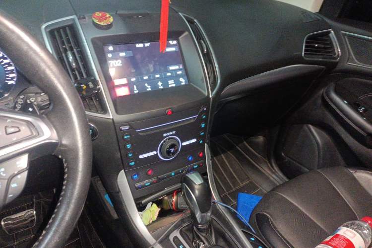 Used Ford Edge 2016 EcoBoost 245 Four-Wheel Drive Titanium 7-Seater
