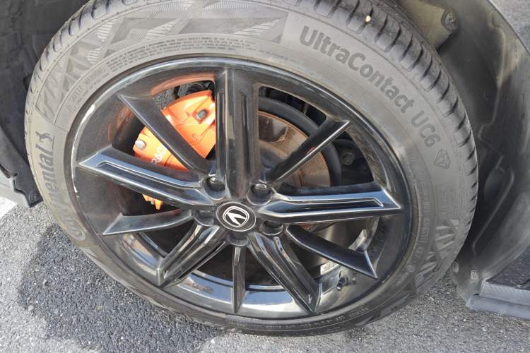 Used Changan UNI-V 2022 1.5T Smart Navigation Version
