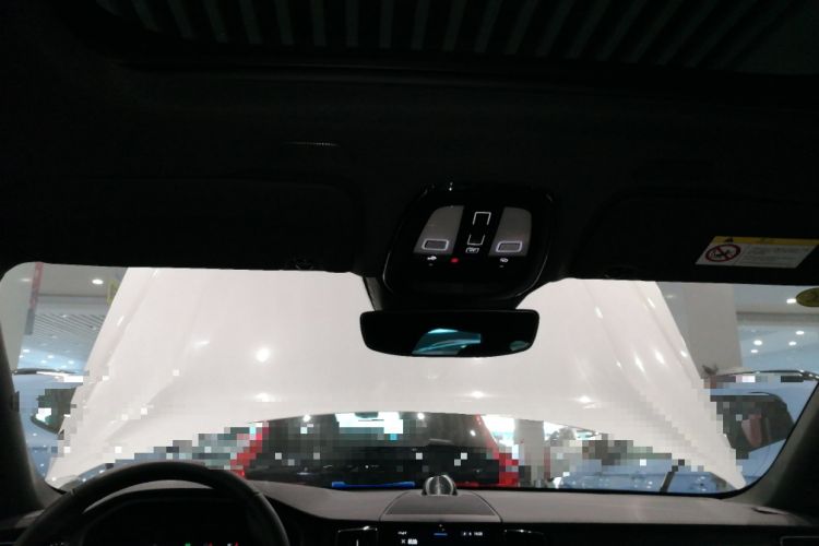 Used Volvo XC60 New Energy 2025 Plug-in Hybrid Long-Range All-Wheel Drive Smart Luxury Edition
