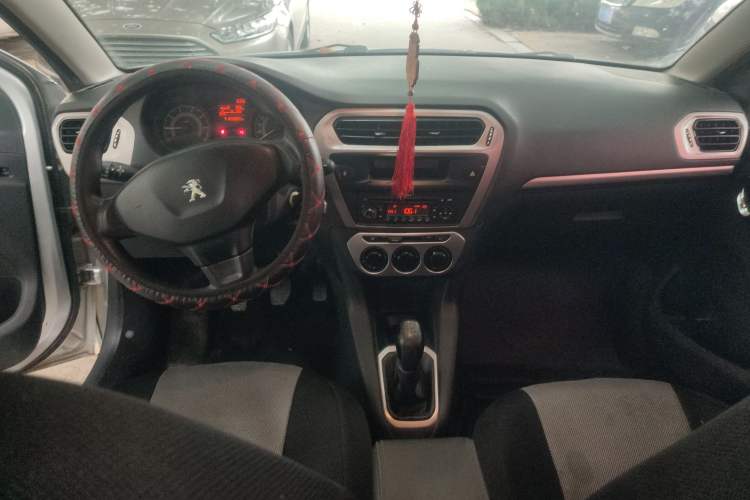 Used Peugeot 301 2014 1.6L Manual Comfort Edition
