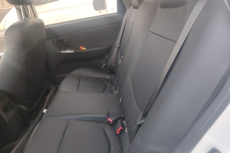 Used  300E 2017 Standard Model