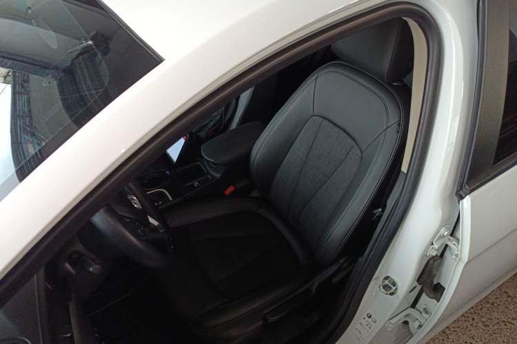 Used Buick Verano 2018 Sedan 20T Dual-Clutch Leading Model
