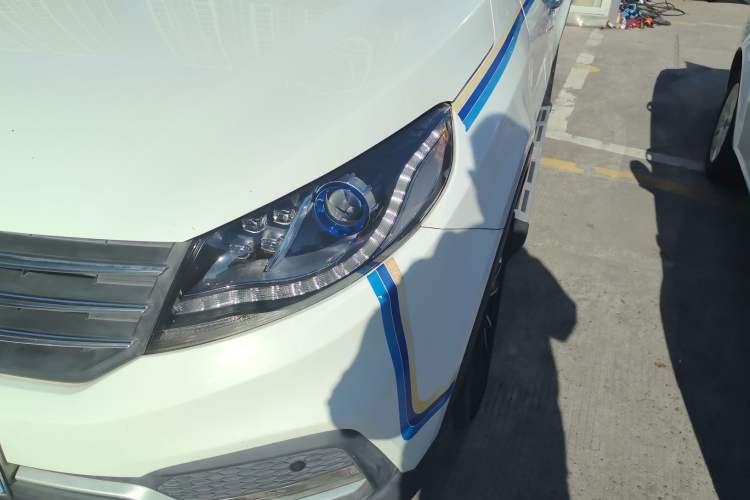 Used Dongfeng Fengon 580 2017 1.5T CVT Smart Style Model
