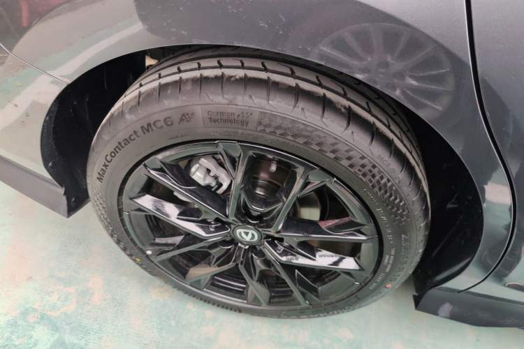 Used Changan UNI-V 2024 1.5T Prestige Edition
