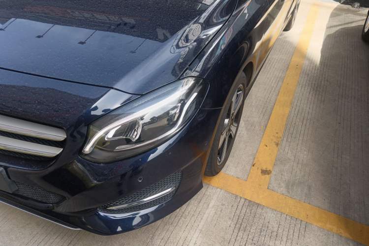 Used Mercedes-Benz B-Class 2017 B 200 Fashion Model
