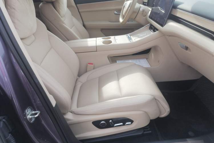 Used Hima AITO M5 2025 Extended-Range Ultra All-Wheel-Drive Version
