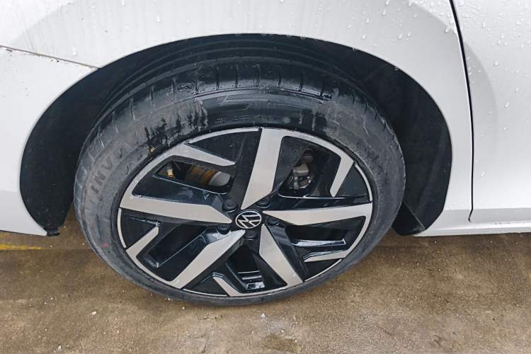 Used Volkswagen Lamando 2022 Lavida L 280TSI DSG Cool & Spicy Edition
