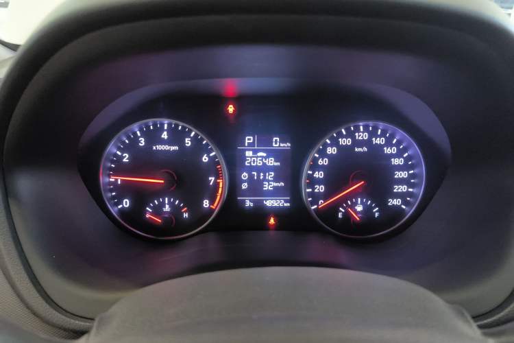 Used Hyundai Celesta 2020 1.6L Automatic GL Enjoyable Edition