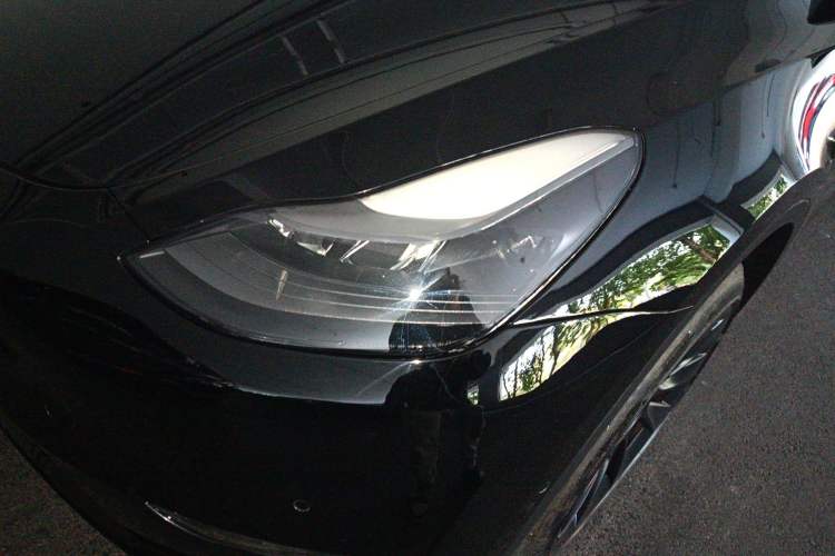 Used Tesla Model Y 2022 Long-Range All-Wheel-Drive Version
