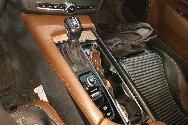 Used Volvo S90 2020 Facelifted T5 Zhiyi Luxury Edition