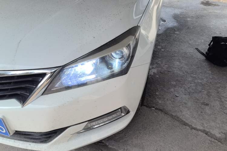 Used Changan Alsvin V7 2016 1.6L Manual LeShang Model China V Standard