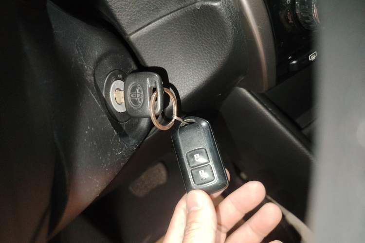 Used Toyota YARiS L 2017 1.5E CVT Dynamic Edition
