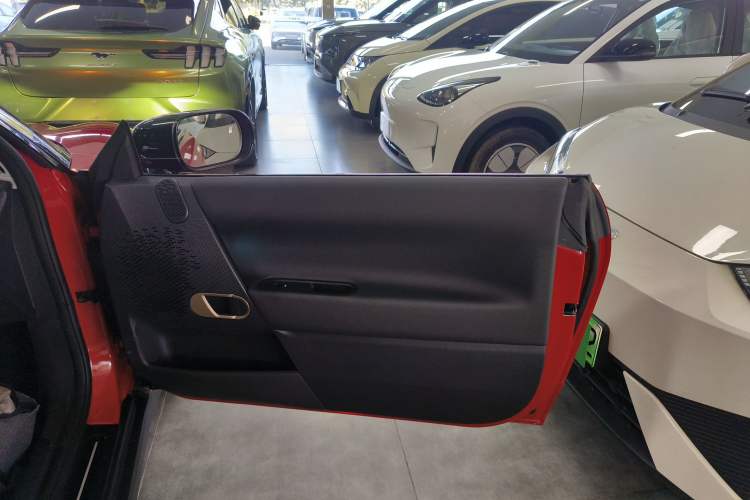 Used  Electric MINI COOPER 2024 456km COOPER E Classic Edition
