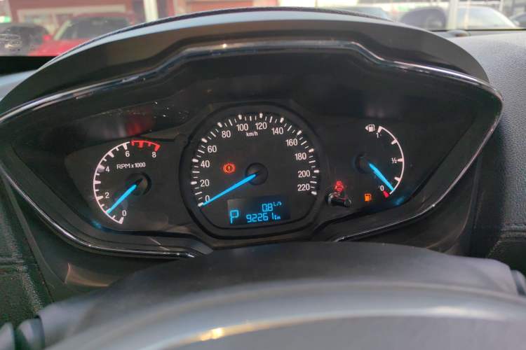 Used Ford Escort 2015 1.5L Automatic Fashion Model