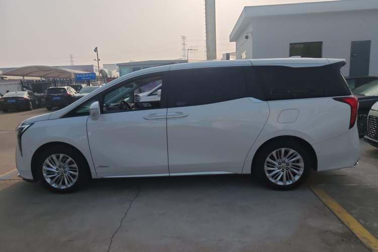 Used Buick Century 2025 2.0T Six-Seater YinShi Edition
