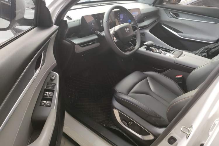 Used Changan CS75 PLUS 2022 2nd Generation 1.5T Automatic Prestige Version
