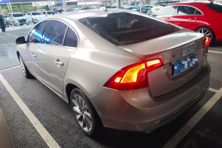Used Volvo S60 2018 S60L T4 Zhiyuan Edition
