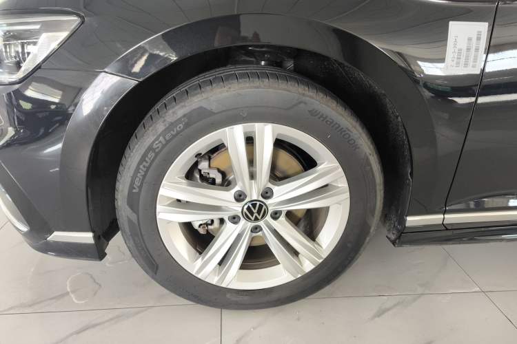 Used Volkswagen Magotan 2023 2 Million Units Limited-Edition 280TSI DSG Comfort Version
