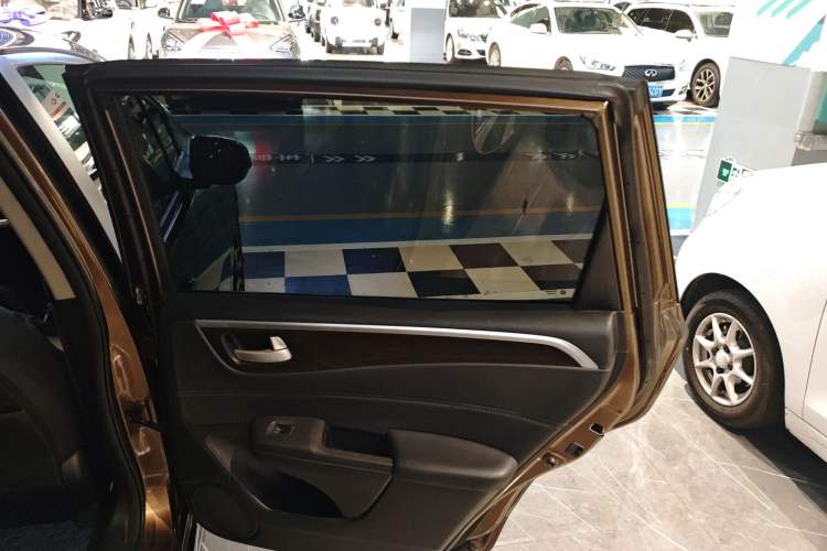 Used Honda Jade 2013 1.8L CVT Luxury Edition 5 seats
