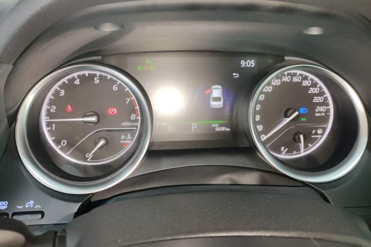 Used Toyota Camry 2019 2.5G Luxury Edition China VI Standard
