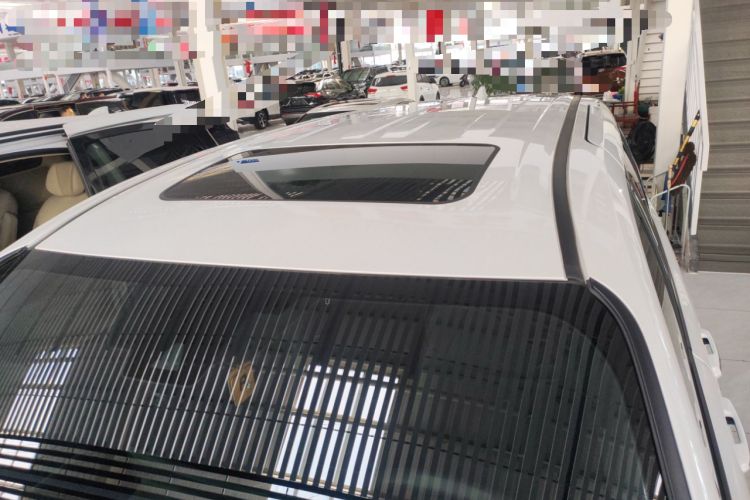 Used Toyota Sienna 2023 2.5L Hybrid Deluxe Edition
