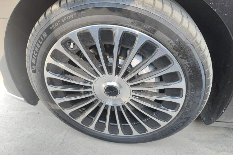 Used Hima Stelato S9 2025 Extended-Range Ultra
